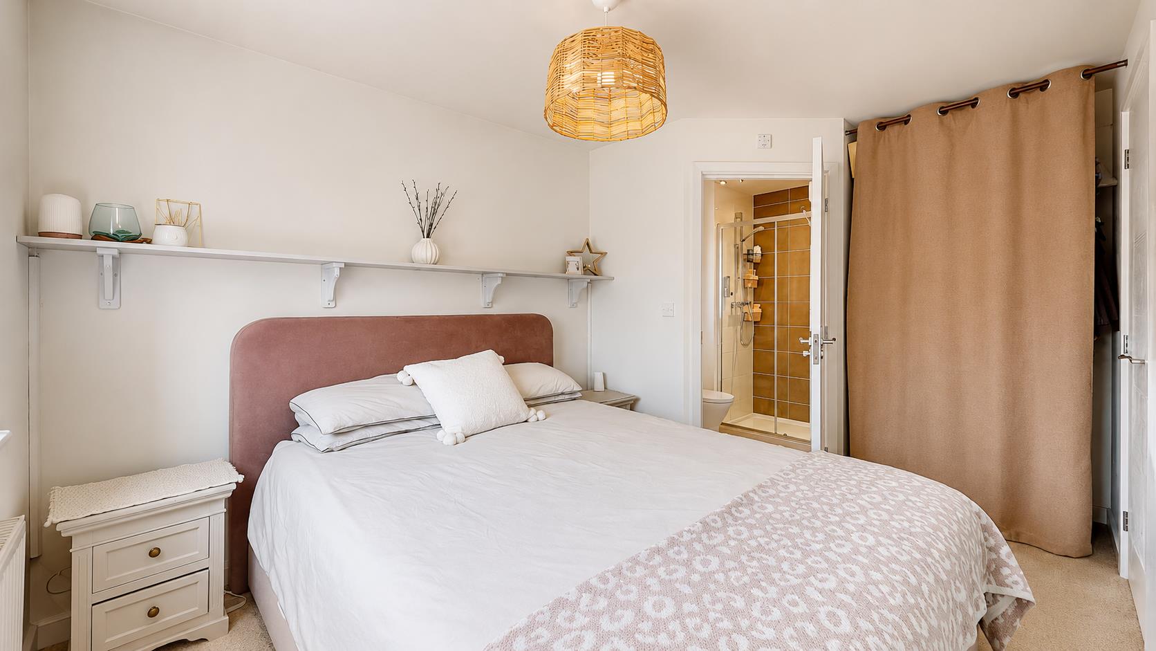 Claridge Crescent, Eagle Farm South, Milton Keynes